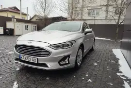 Ford fusion 2.5 2019 рік