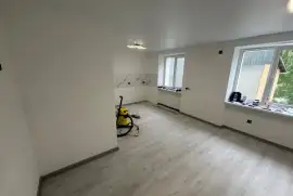 2 кімнатна квартира з новим ремонтом  - 5