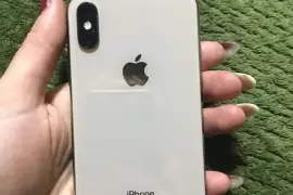 iPhone xs - 1